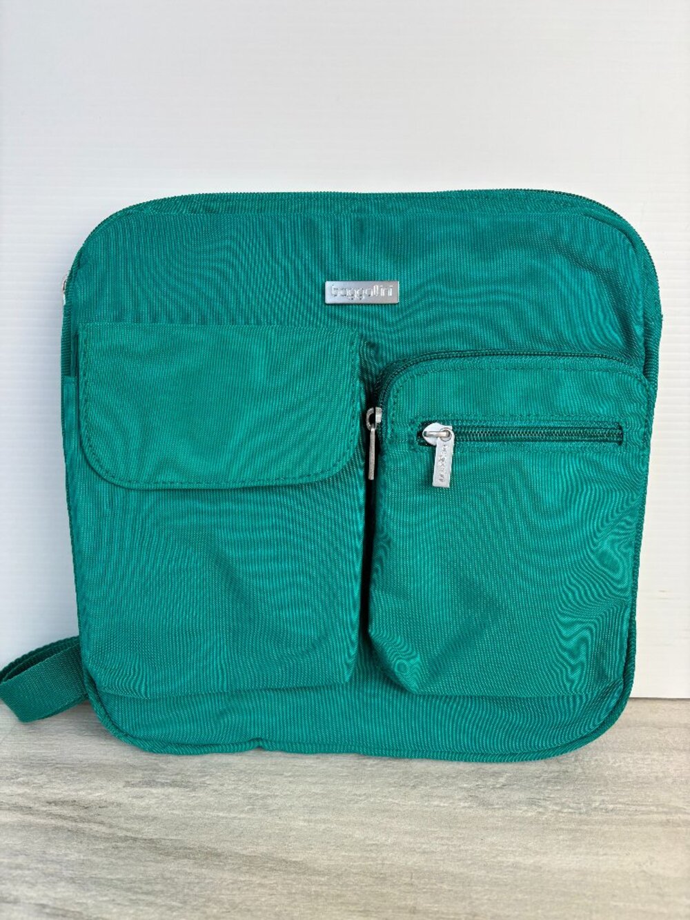 Baggallini Canyon Lightweight Crossbody Nylon Teal Travel Handbag Purse